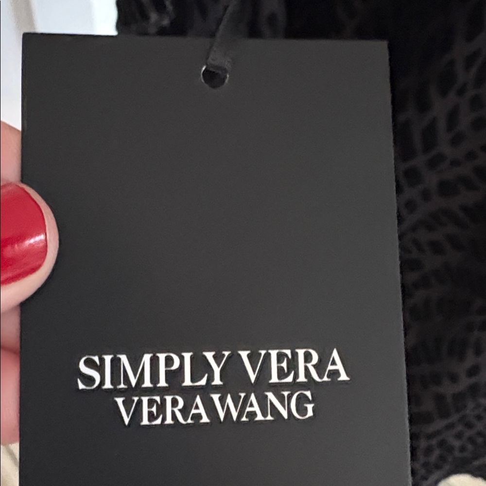 Simply Vera Vera Wang Black Textured Blouse - Picture 4 of 5